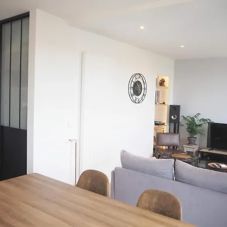 T2 Style Industriel Avec Balcon Apartament